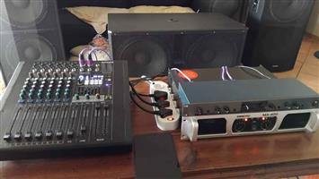 DJ setup/Sound equipment 