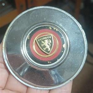 Peugeot license crome holder
