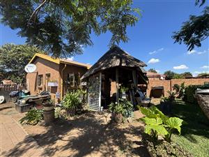 Face Brick home with room to expand