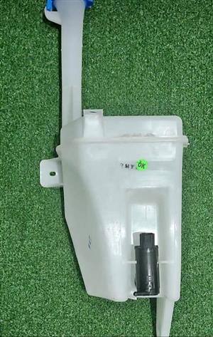 DATSUN GO WINDSCREEN WASHER BOTTLE 