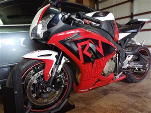 Honda cbr 1000rr firblade 2008