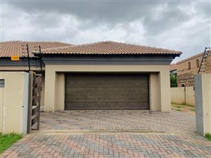 Big family home on a very large piece of land!