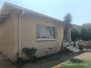 House For Sale in Newlands