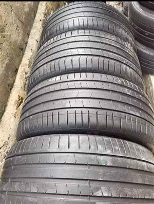 BMW X5 & X6 20 Inch Runflat Tyres For Sell With Sufficient Threads