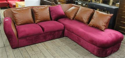2 PIECE BROWN AND RED L-SHAPE COUCH S065061A