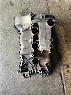 Renault Kwid Tappet/Valve Cover engine 3 cylinder