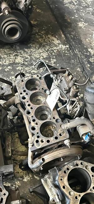 Opel Y17DT Sub Assembly. Block with pistons and crank