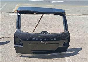 PORSCHE CAYENNE TAILGATE