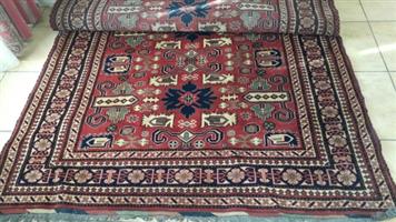 Original Kazac Wool on Wool Oriental Carpet with certificate of authenticity 