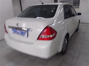 2010 Nissan Tiida 1.6 Manual white color