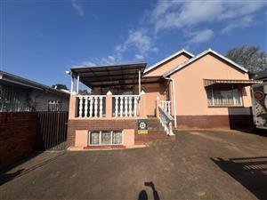 Stunning 4 bedroom family home for sale in the sort after suburb of Northdale!!!