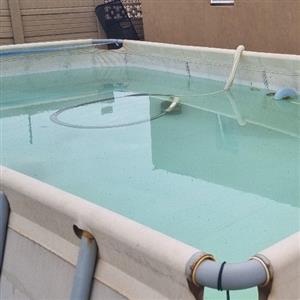 Above Ground Free standing Large Swimming pool and pump 5m x 2,2m x 1,22m
