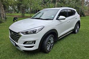 2019 Hyundai Tucson 2.0D Executive A/T with only 51000km, spare key and FSH.