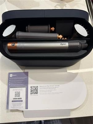 Dyson Airwrap - Multi-Styler and Dryer