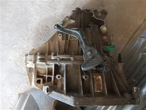 Nissan qashqai 1.2t acenta j11 gearbox 