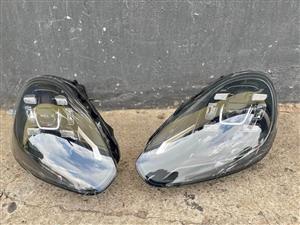 Porsche Cayenne turbo GTS   headlights