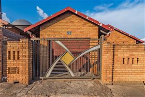 House For Sale in Protea North