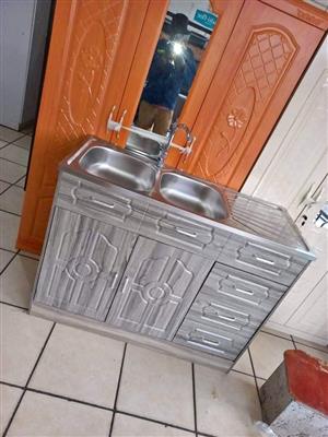 Brand new kitchen sink on crazy special cash on delivery