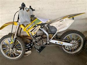 2005 SUZUKI RMZ500
