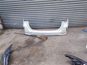 Toyota Avanza bumper back. Tx