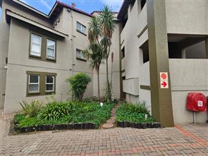 Ground Floor Apartment for Sale – Secure Complex with 24-Hour Security!