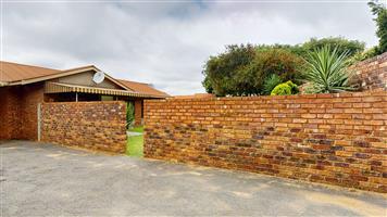 Three Houses on One Stand 