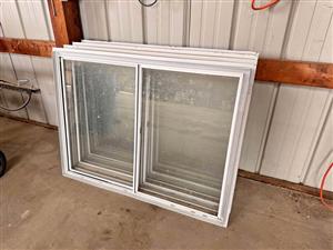 4 x Aluminum windows