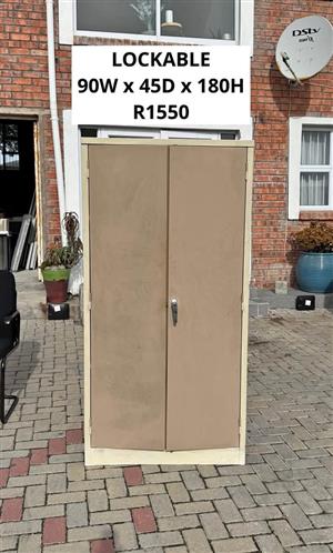 LOCKABLE METAL STORAGE CUPBOARD