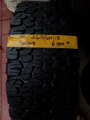1xBF Goodrich KO2 AT tyre 265/60/18 very good still!!