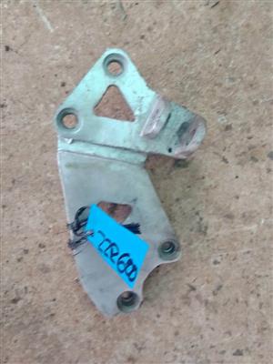 Kawasaki ZZR 600 bracket.