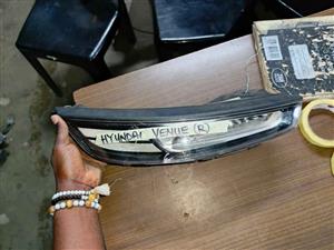 HYUNDAI VENUE HEADLIGHT