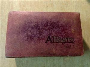 ANTIQUE RAZOR BLADE SHARPENER