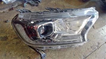 Ford Range T8 headlights