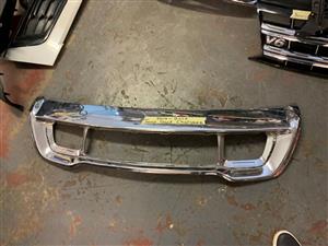 JEEP GRAND CHEROKE GRILL