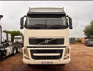 VOLVO FH440 6X4 T/T 2013