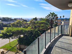 Apartment with Sea Views close to Main Beach in Jeffreys Bay Central