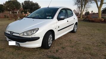 2006 Peugeot 206 X-1.4, M, well looked after, 5 seats, fuel-efficient, security 