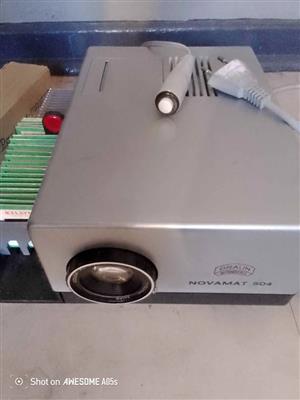 SLIDE PROJECTOR BRAUN NURNBERG NOVAMAT 504