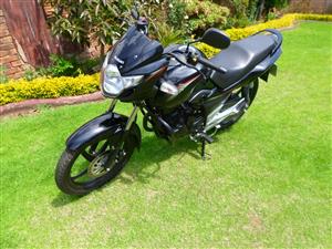 2015 Suzuki GS 150cc.