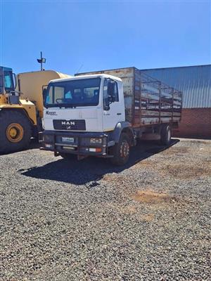 MAN M2000 TRUCK