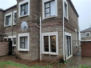 Lovely 3 bedroom affordable duplex in secure complex!