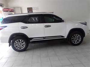 2021 TOYOTA FORTUNER 2.8 GD6 AUTO REVERSE CAMERA FULL SERVICE HISTORY WHITE COLOR SPARE KEY 