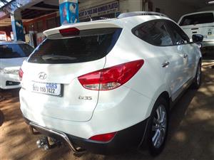2011 HYUNDAI IX35 2.0 WHITE  COLOR PETROL 85,000KM  LEATHER INTERIOR  MANUAL
