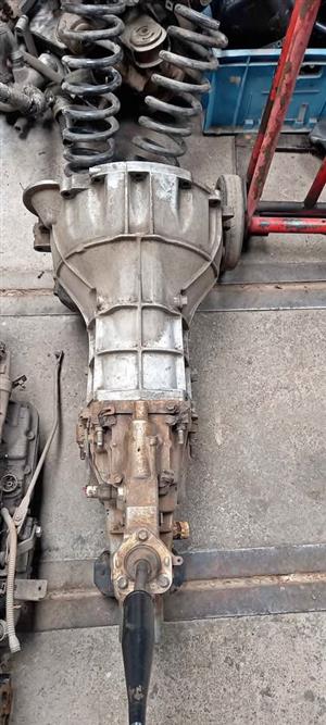 Isuzu go big 5 speed gearbox