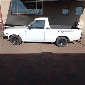 2001 nissan 1400 champ bakkie workhorse 