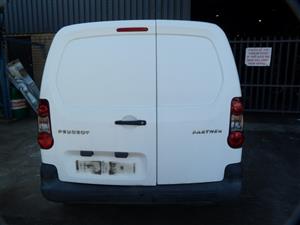 Peugeot Partner 1.6 10FX 16V Manual - 2014 STRIPPING FOR SPARES
