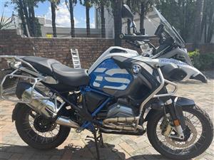 2018 BMW R1200 GS Adventure.  With TFT
