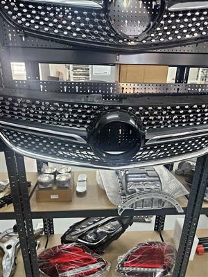 Mercedes Benz W447 Diamond Grille