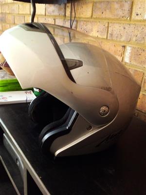Mars Flip-up helmet for sale. Like new. Removeable Inner for washing. 