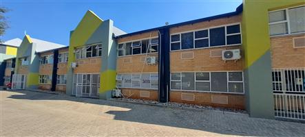 555m Warehouse to let in Grand Central Park Glen Austin